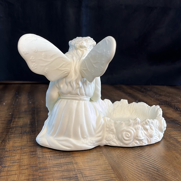 Ariana's Garden Candle Holder - Picture 4 of 5